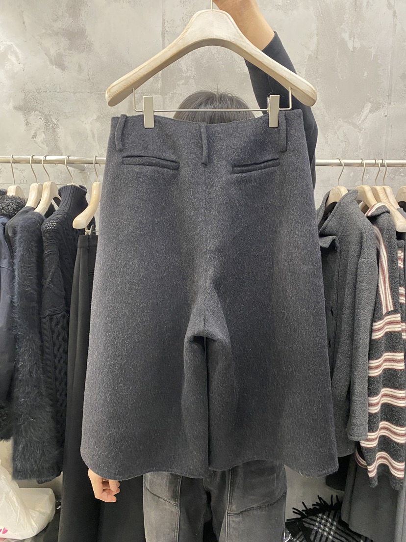 THE VETIVER-A韓國代購㊣女裝新款時尚推薦25秋冬人氣短褲VETIVER短褲