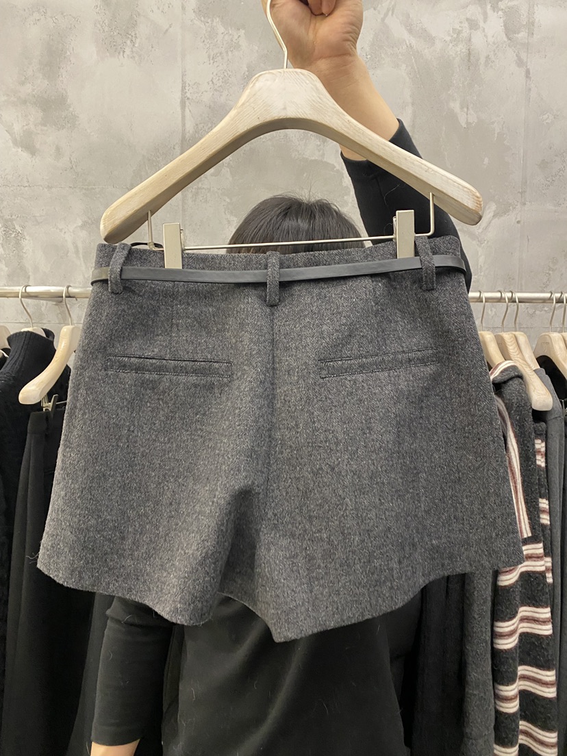 THE VETIVER-A東大門㊣實拍女裝新款25秋冬短褲含腰帶羊毛VETIVER短褲