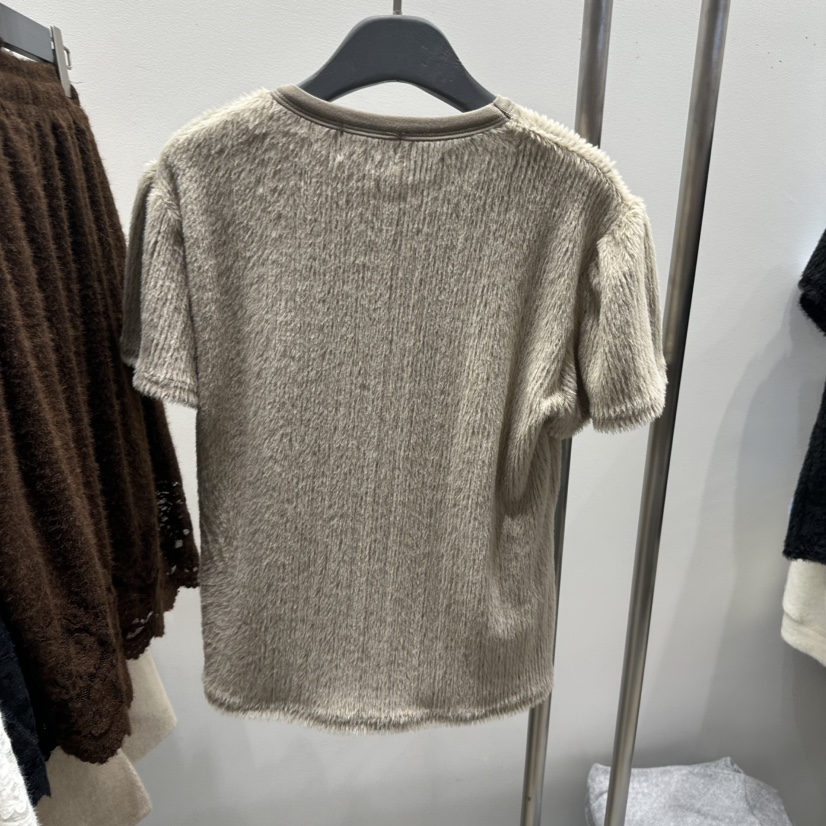 TARABY MOTION東大門㊣實拍女士新品時尚人氣休閑25秋冬T恤TARABY MOTIONT恤