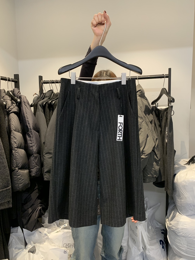 FORTH東大門㊣實拍女裝新品推薦人氣時尚職業25秋冬休閑短褲FORTH短褲圖色2黑色