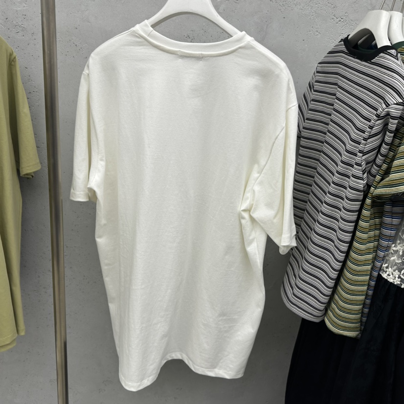 SIXTEEN東大門㊣實拍女裝新品推薦職業25秋冬休閑時尚人氣T恤SIXTEENT恤