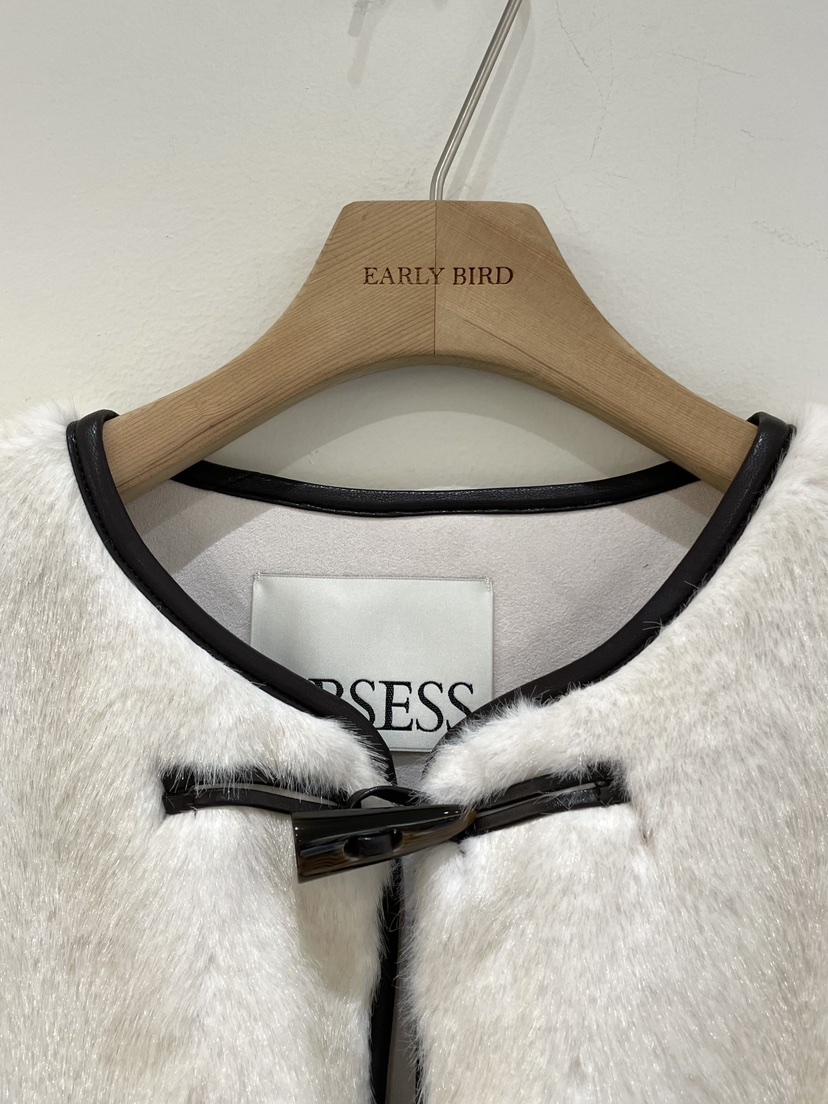 OBSESS韓國直郵㊣女裝新款25秋冬休閑時尚熱賣短款大衣貂皮OBSESS/EARLY BIRD短款大衣