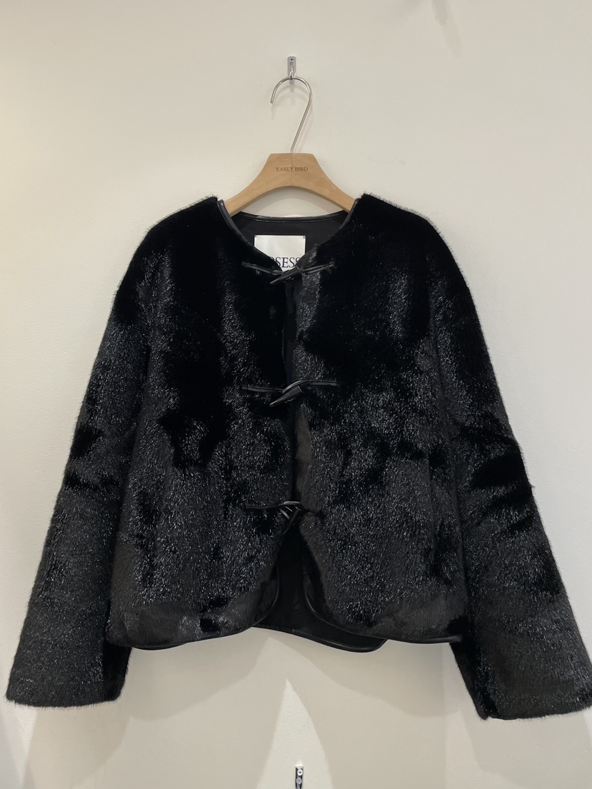 OBSESS韓國直郵㊣女裝新款25秋冬休閑時尚熱賣短款大衣貂皮OBSESS/EARLY BIRD短款大衣圖色2黑色