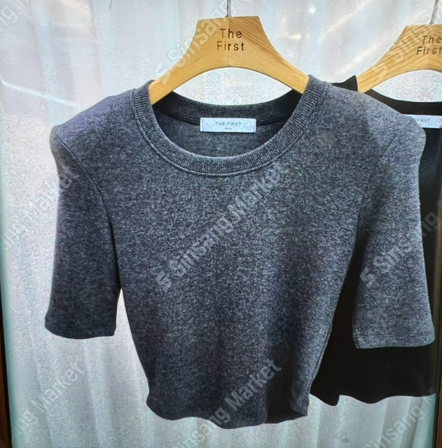 THE FIRST-Q東大門㊣實拍女裝新款25秋冬熱賣人氣休閑T恤THE FIRSTT恤圖色3