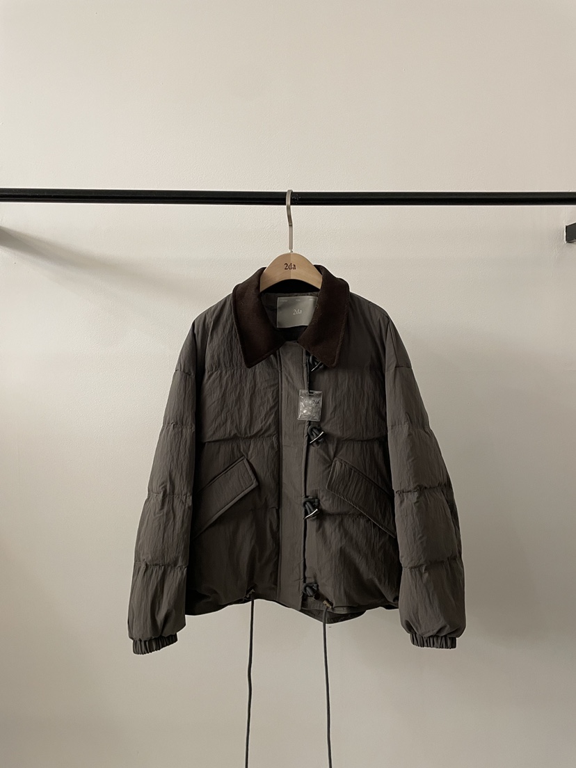 2DA/DARIMI-P東大門㊣直郵女士新品熱賣25秋冬短款羽絨服2DA/DARIMI-P短款羽絨服圖色2