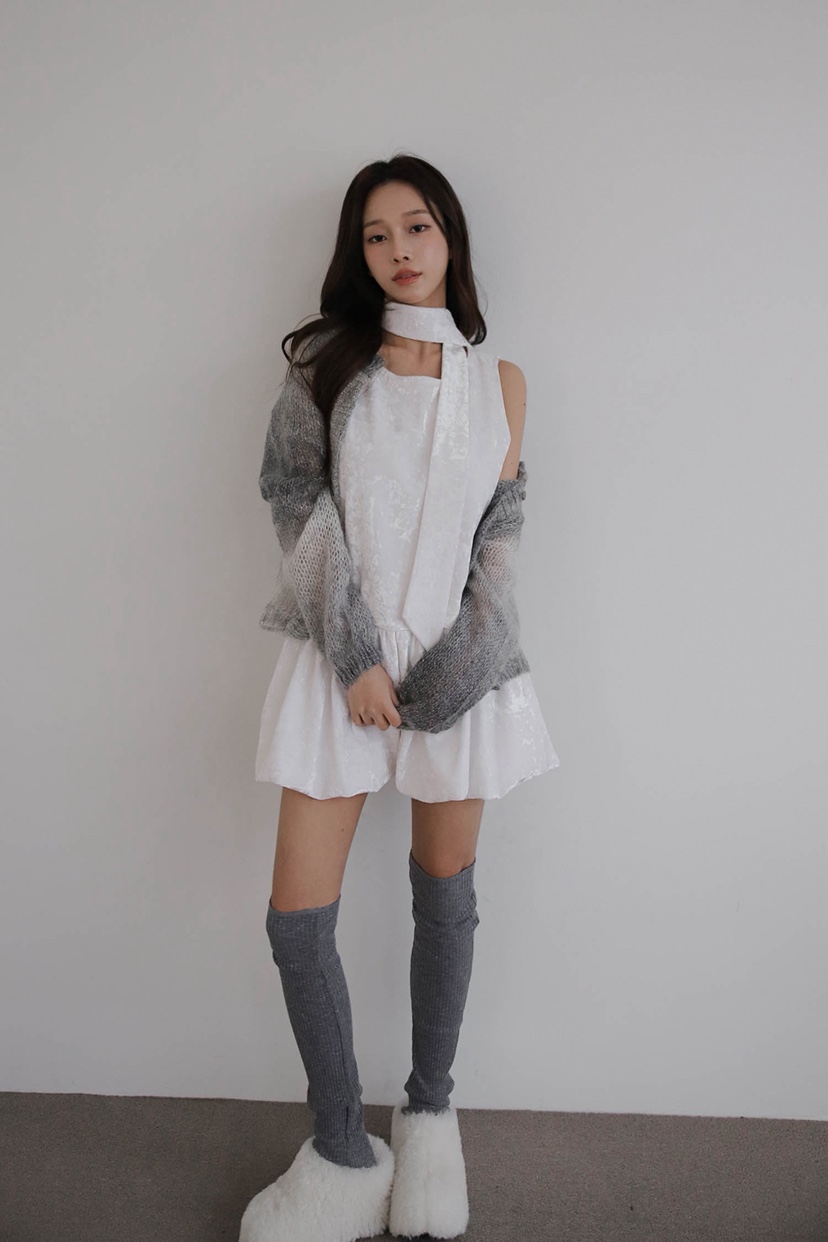 SLIT韓國代購㊣女士新款時尚休閑熱賣25秋冬職業連衣裙含脖帶SLIT連衣裙