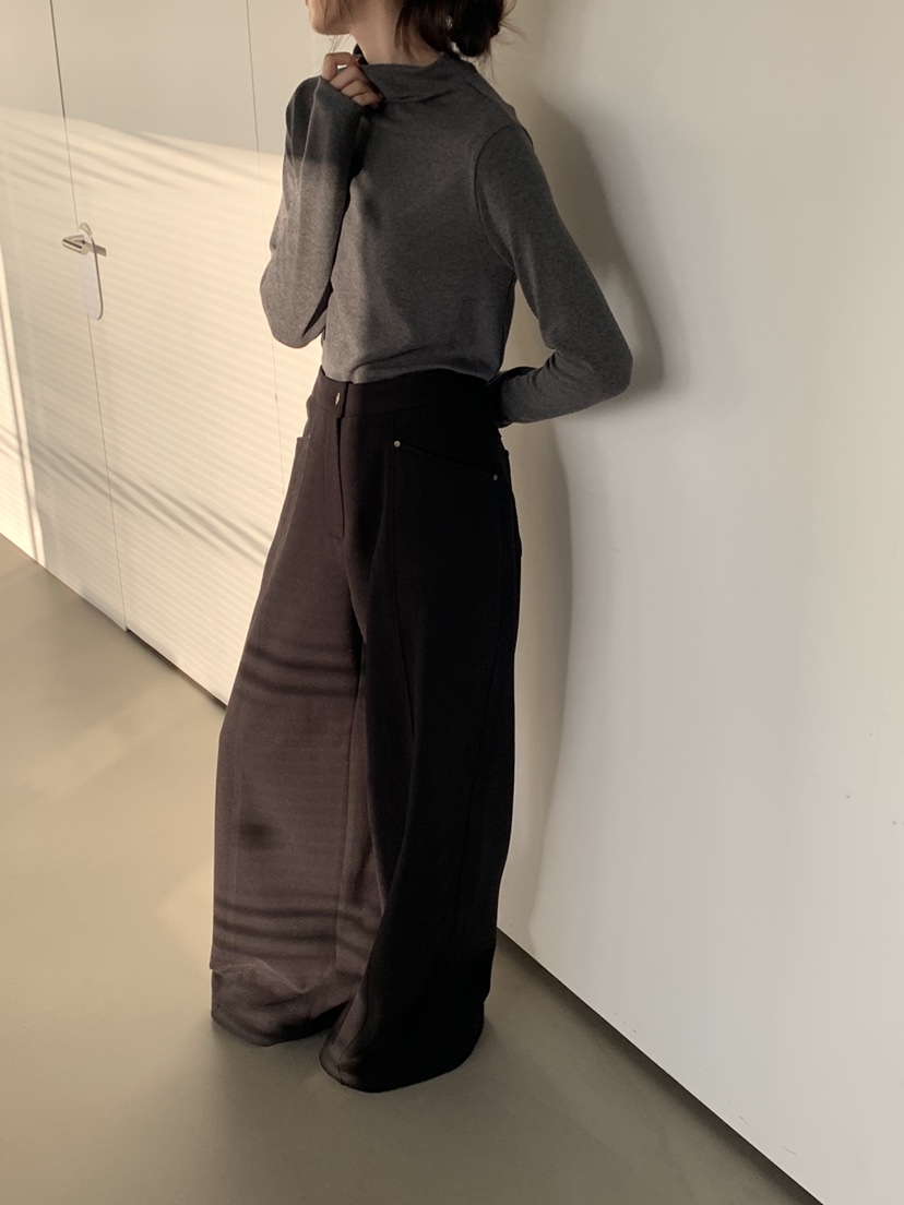 LOGARDEN韓國代購㊣女裝新款熱賣25秋冬推薦人氣長袖T恤柔軟LO GARDEN長袖T恤