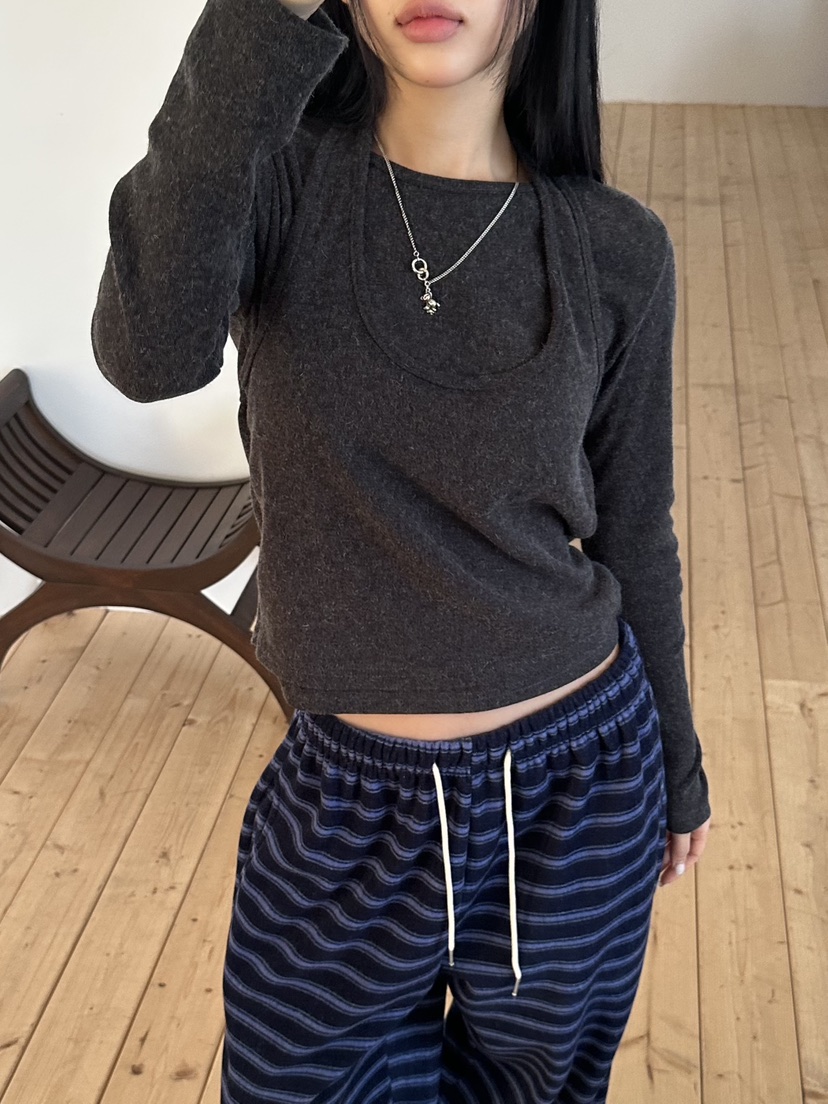 I MFACT東大門㊣實拍女士新款推薦熱賣休閑長袖T恤假兩件羊毛I MFACT長袖T恤