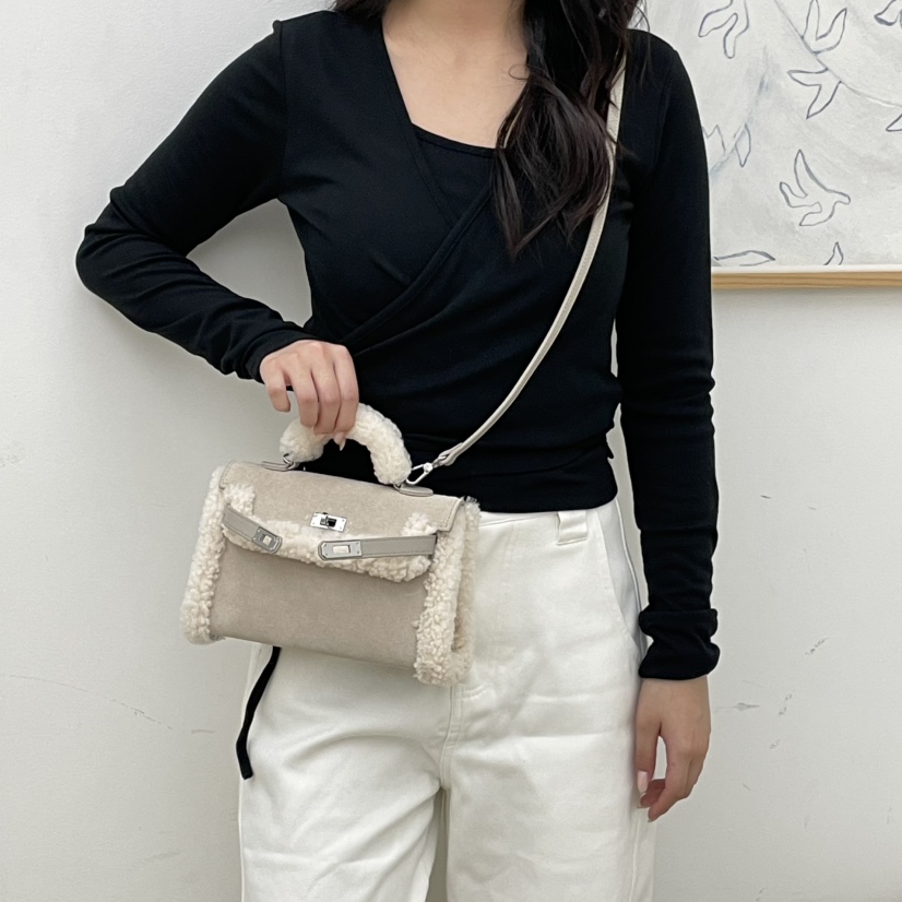 J PLACE韓國直郵㊣女裝新品熱賣25秋冬休閑時尚單肩斜跨包J PLACE單肩/斜跨包