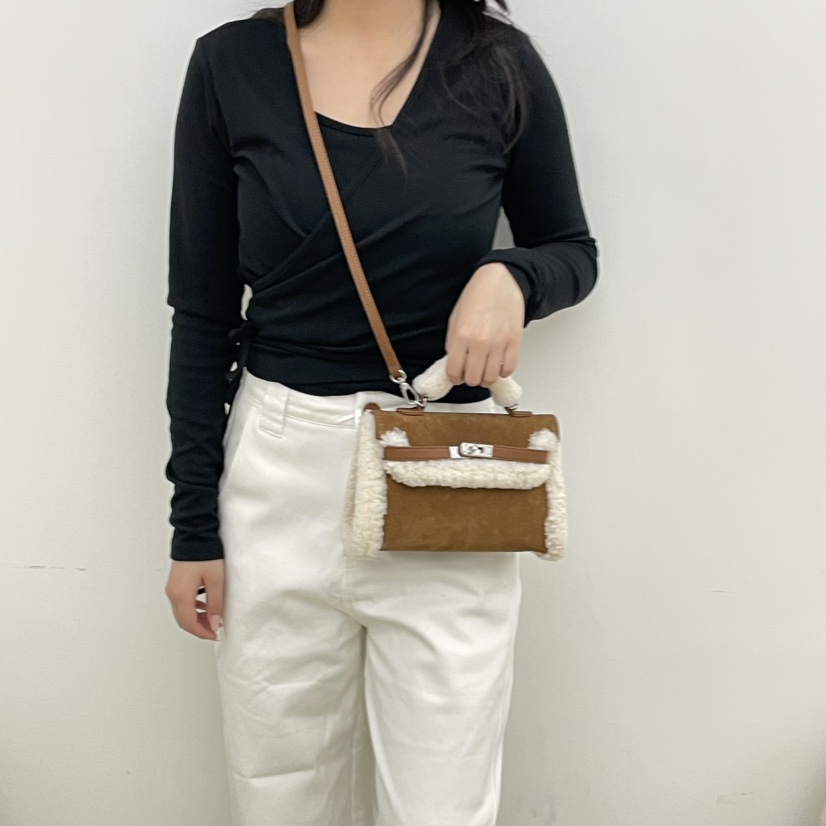 J PLACE韓國直郵㊣女裝新品熱賣25秋冬休閑時尚單肩斜跨包J PLACE單肩/斜跨包