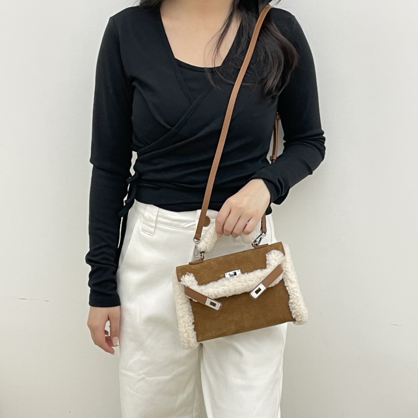 J PLACE韓國直郵㊣女裝新品熱賣25秋冬休閑時尚單肩斜跨包J PLACE單肩/斜跨包