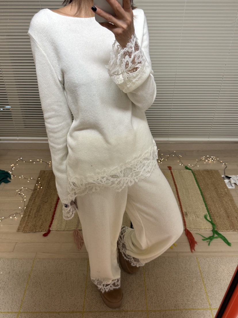 FRANC—L韓國直郵㊣女士新品人氣休閑推薦職業25秋冬長袖T恤蕾絲FRANC長袖T恤