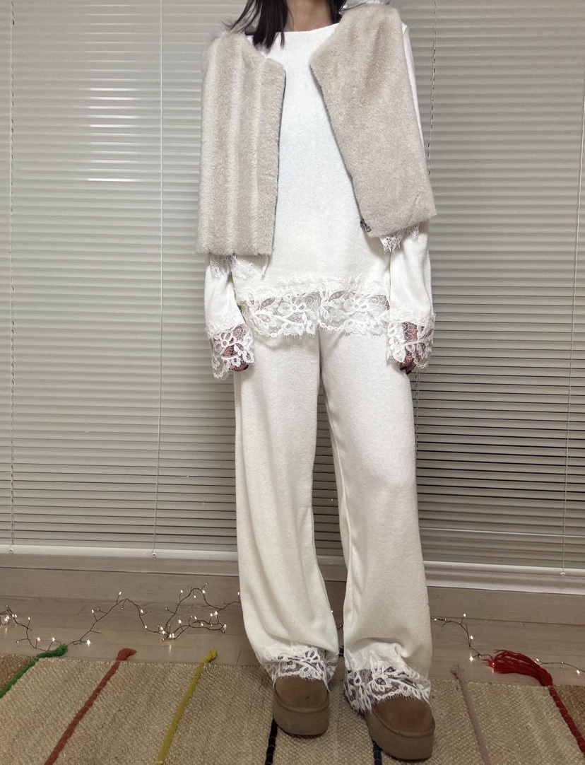 FRANC—L韓國直郵㊣女士新品人氣休閑推薦職業25秋冬長袖T恤蕾絲FRANC長袖T恤