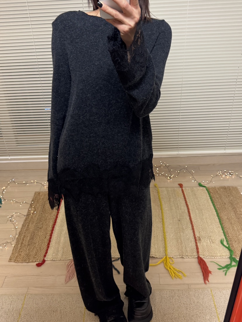 FRANC—L韓國直郵㊣女士新品人氣休閑推薦職業25秋冬長袖T恤蕾絲FRANC長袖T恤圖色2