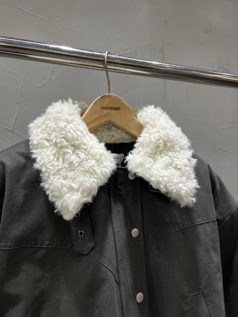 INSSENSE-A東大門㊣直郵女裝新品25秋冬休閑推薦人氣短款棉服INSSENSE-A短款棉服