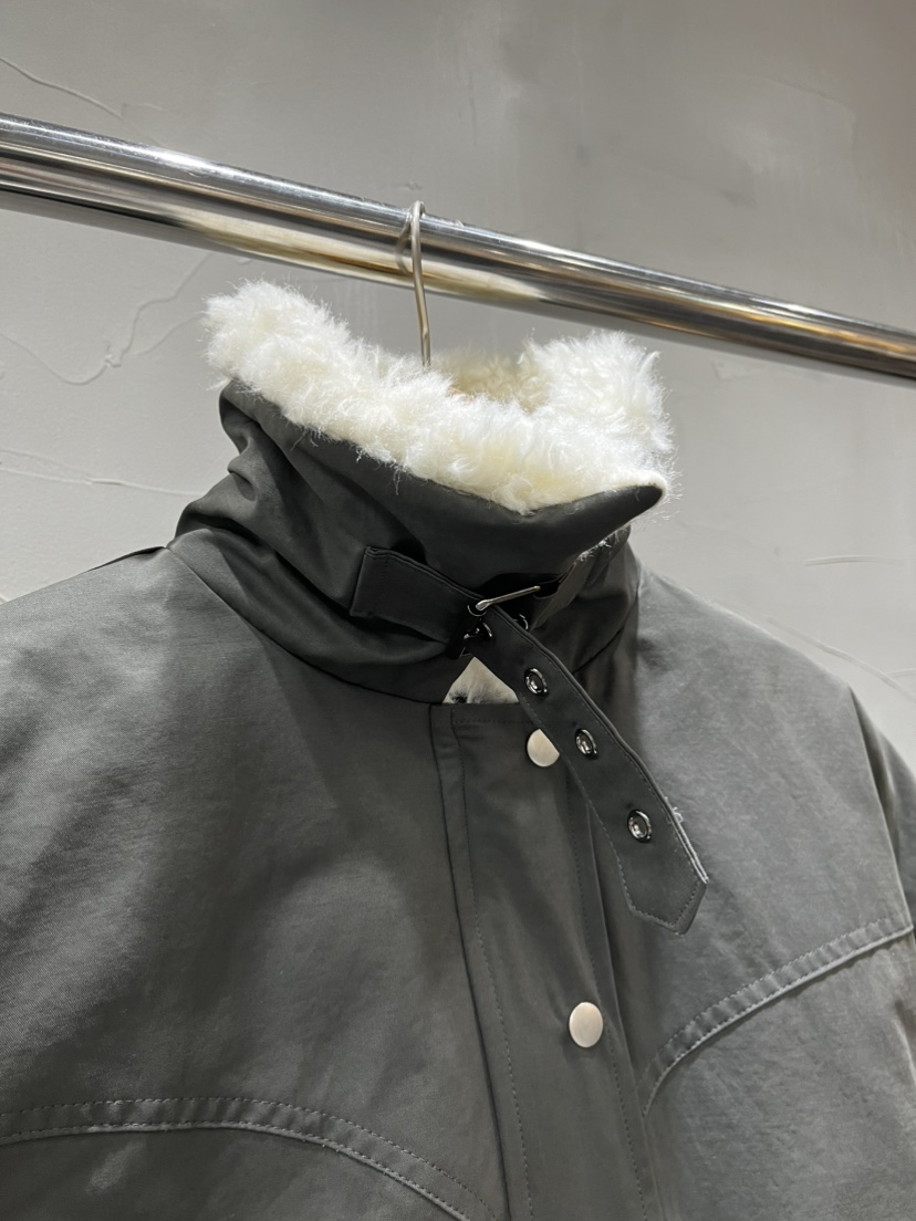 INSSENSE-A東大門㊣直郵女裝新品25秋冬休閑推薦人氣短款棉服INSSENSE-A短款棉服