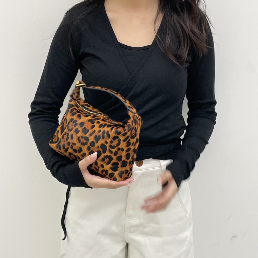 J PLACE東大門㊣實拍女裝新款職業推薦時尚25秋冬單肩斜跨包J PLACE單肩/斜跨包