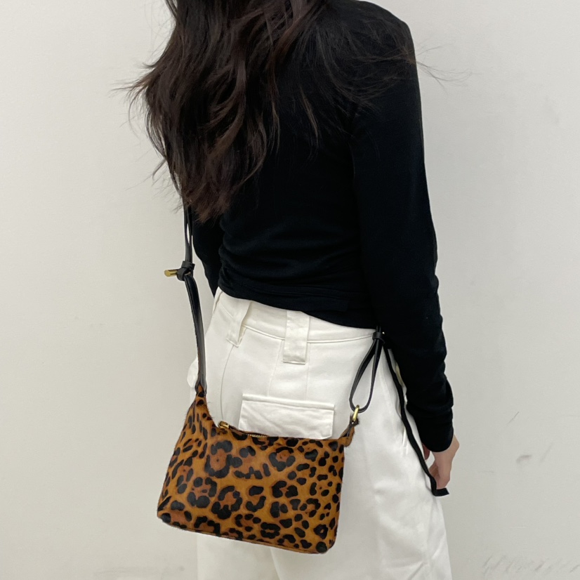 J PLACE東大門㊣實拍女裝新款職業推薦時尚25秋冬單肩斜跨包J PLACE單肩/斜跨包