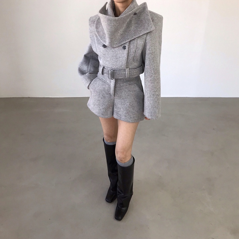2TWO MOON韓國代購㊣女裝新款時尚短款大衣羊毛圍巾含腰帶2TWO MOON短款大衣