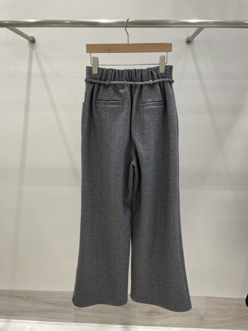 MUSK東大門㊣實拍女士新款職業熱賣人氣25秋冬休閑褲含腰繩鏤空MUSK休閑褲