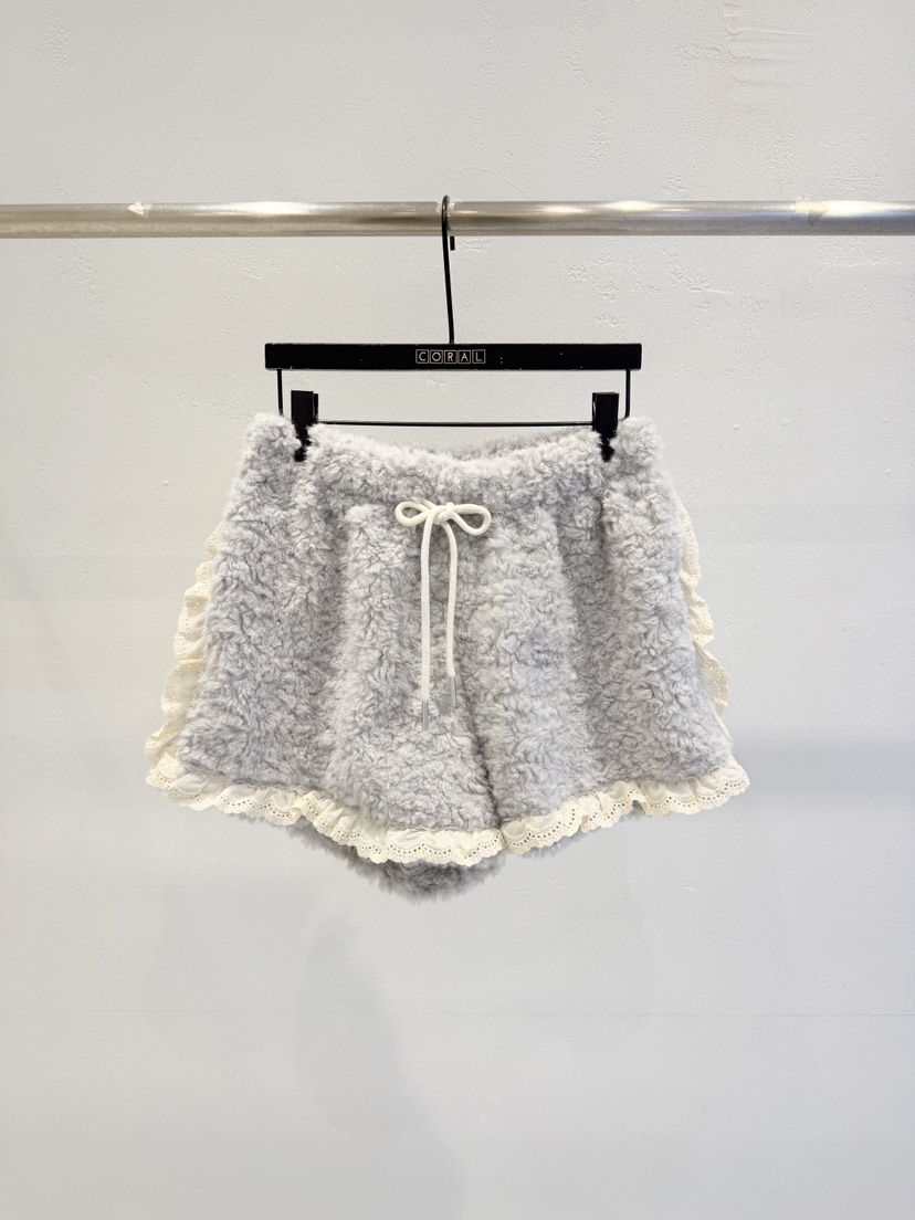 CORAL東大門㊣代購女裝新款職業熱賣25秋冬休閑人氣短褲蕾絲CORAL短褲圖色3