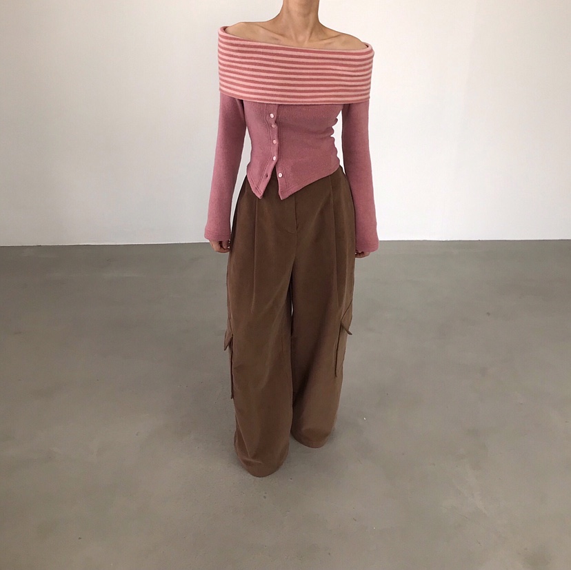 2TWO MOON東大門㊣直郵女士新款熱賣休閑推薦時尚長袖T恤露肩2TWO MOON長袖T恤