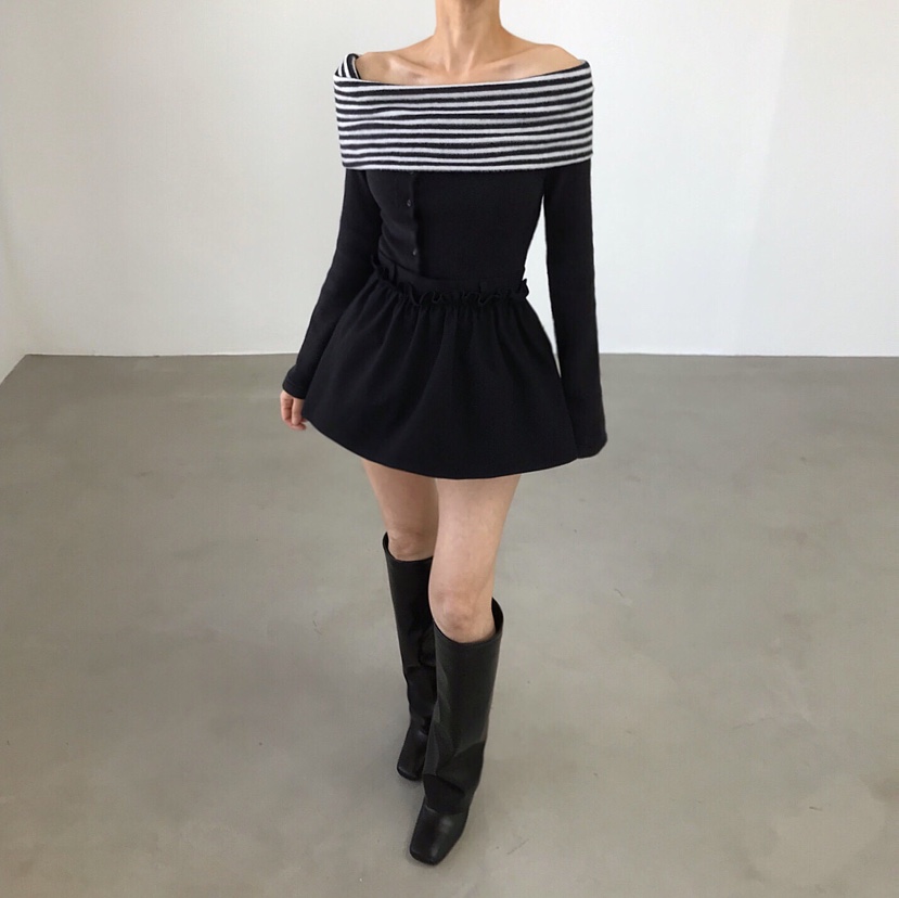 2TWO MOON東大門㊣直郵女士新款熱賣休閑推薦時尚長袖T恤露肩2TWO MOON長袖T恤