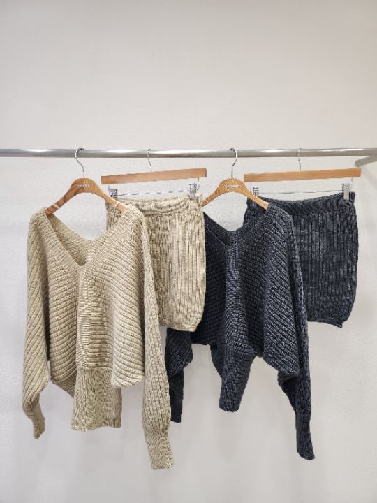 FEMME東大門㊣直郵女士新款休閑25秋冬熱賣人氣時尚推薦套裝FEMME套裝