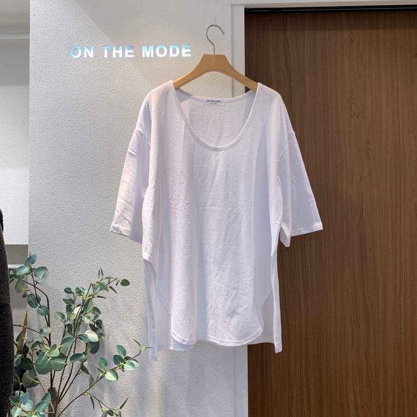ON THE MODE韓國直郵㊣女裝新款休閑推薦人氣職業T恤毛皮ON THE MODET恤圖色2