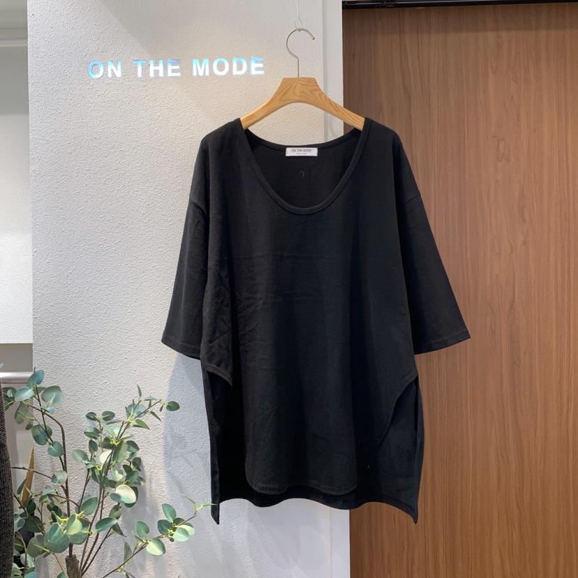 ON THE MODE韓國直郵㊣女裝新款休閑推薦人氣職業T恤毛皮ON THE MODET恤圖色3