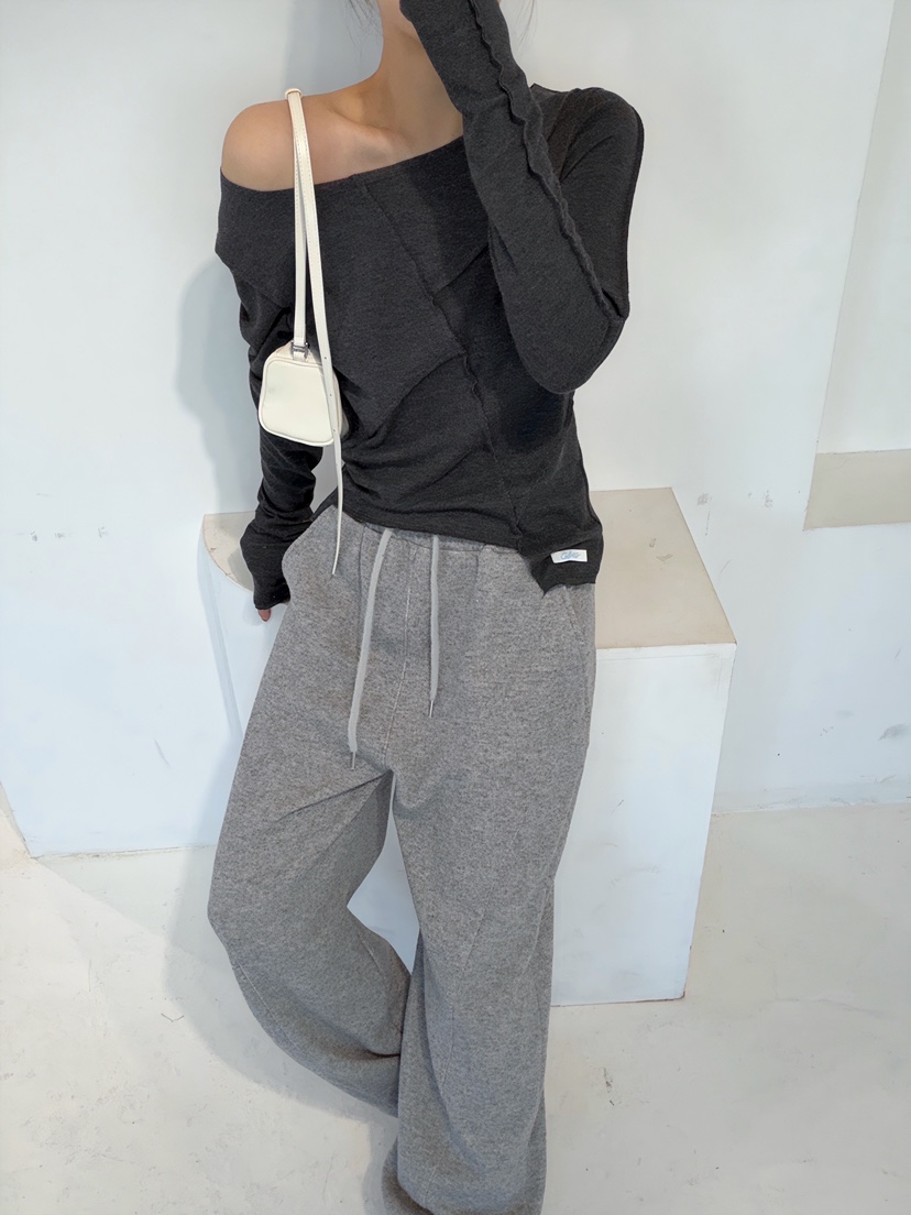 GLITTER東大門㊣實拍女裝新款25秋冬熱賣推薦職業休閑長袖T恤GLITTER長袖T恤