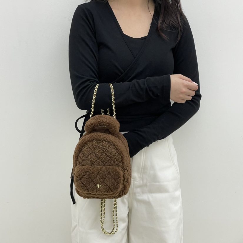 J PLACE東大門㊣直郵女裝新品推薦時尚熱賣職業雙肩背包羊毛J PLACE雙肩背包