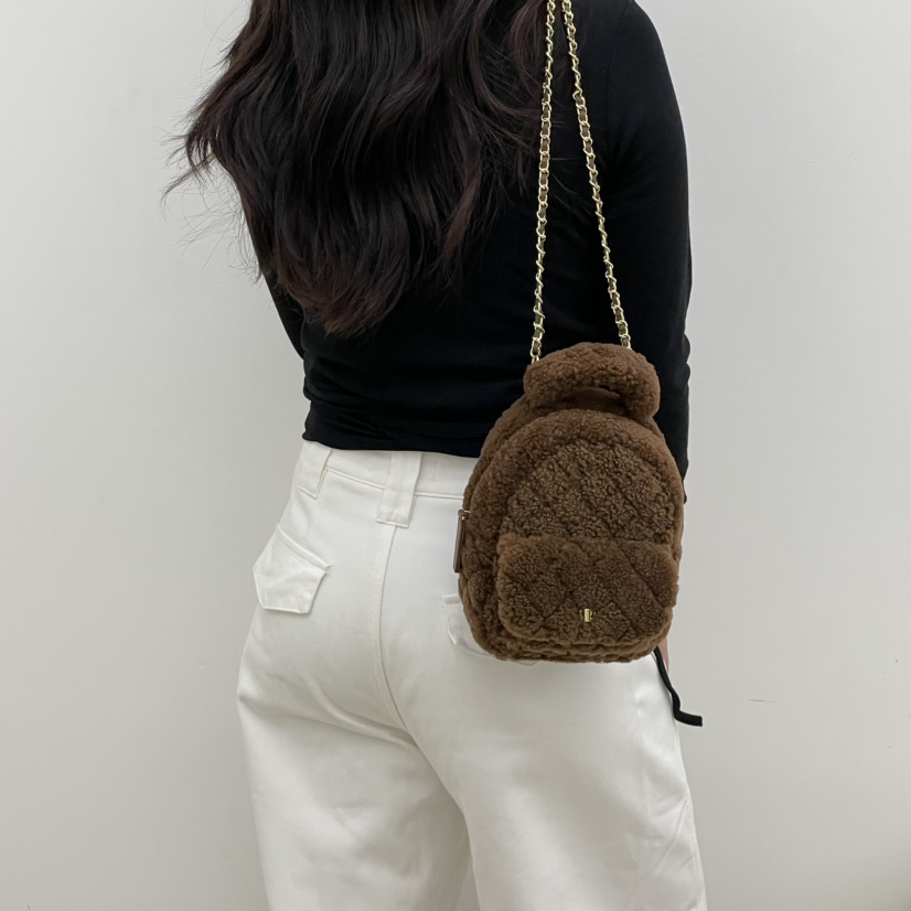 J PLACE東大門㊣直郵女裝新品推薦時尚熱賣職業雙肩背包羊毛J PLACE雙肩背包