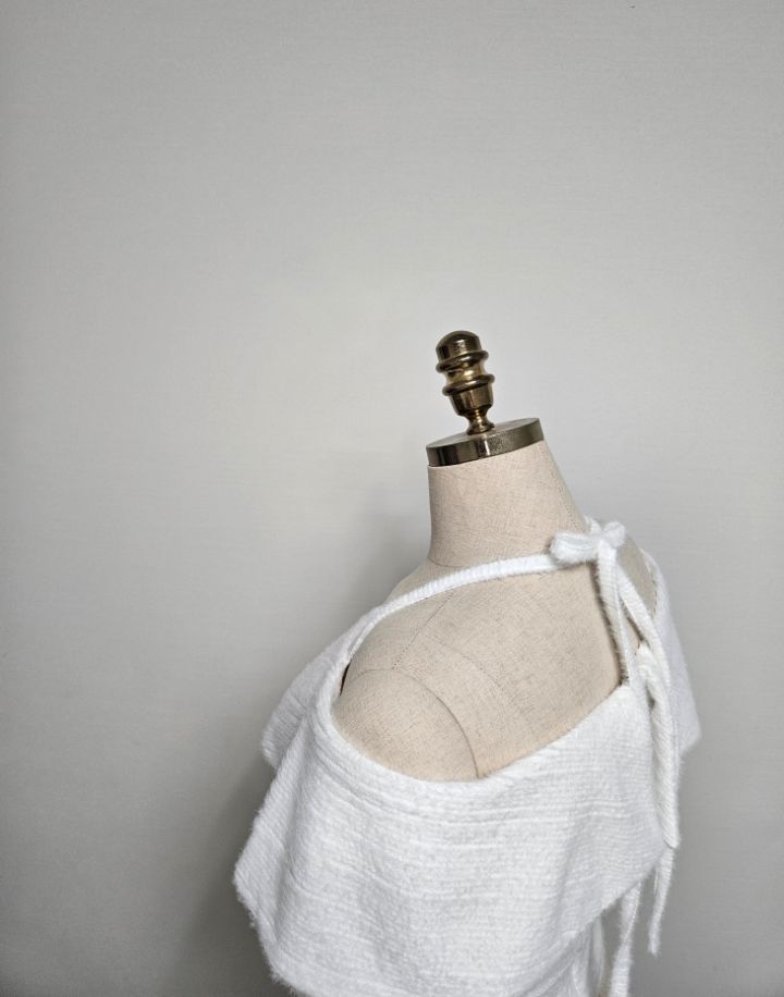 HIGH HEELS韓國代購㊣女士新品職業人氣熱賣時尚襯衫蕾絲衫HIGH HEELS襯衫/蕾絲衫