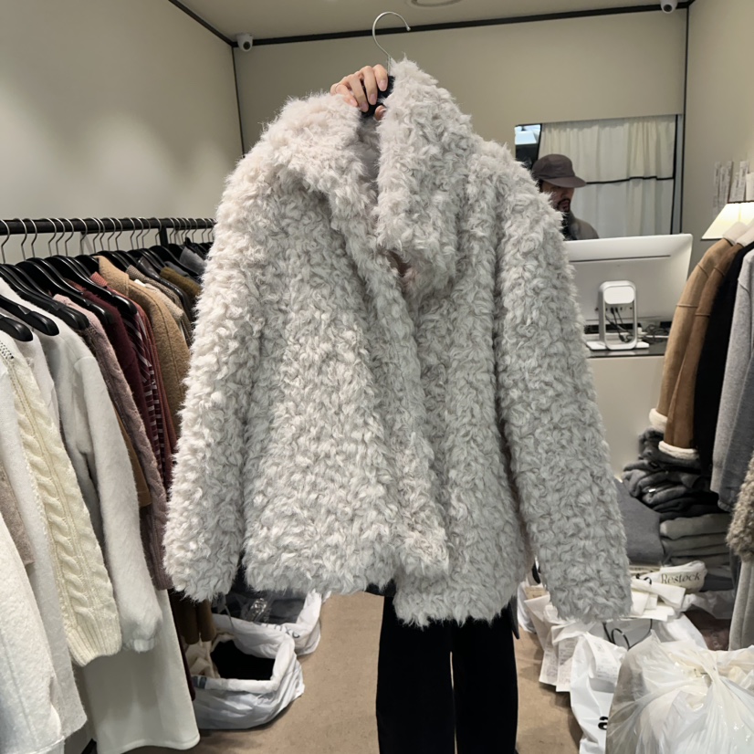 RE STOCK韓國直郵㊣女裝新款熱賣25秋冬時尚中長款大衣皮草RE STOCK中長款大衣圖色1