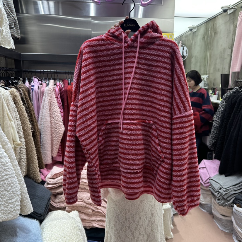 RUNWAY-런웨이東大門㊣直郵女士新款職業人氣熱賣25秋冬衛衣RUNWAY衛衣圖色1