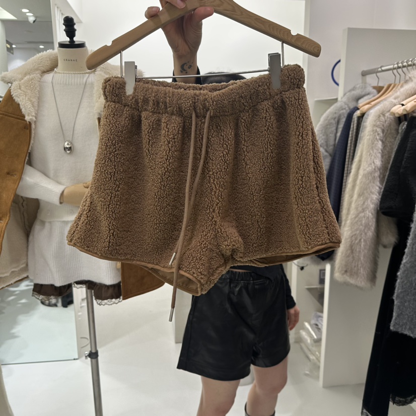 AHOY東大門㊣直郵女裝新品推薦25秋冬休閑人氣熱賣職業短褲AHOY短褲圖色2