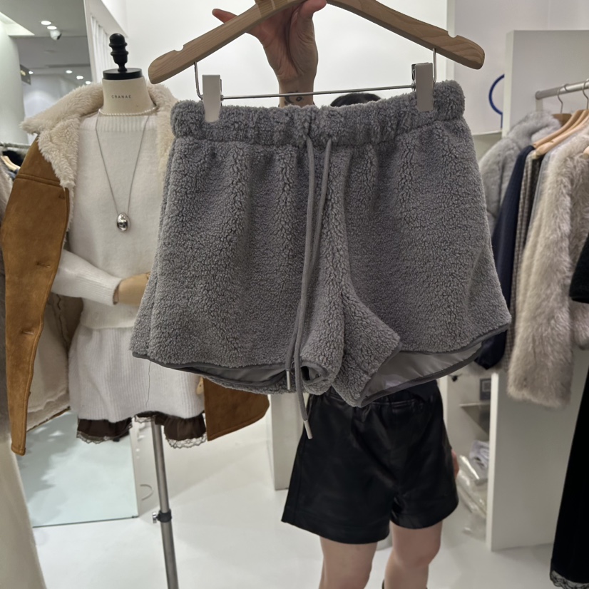 AHOY東大門㊣直郵女裝新品推薦25秋冬休閑人氣熱賣職業短褲AHOY短褲圖色3