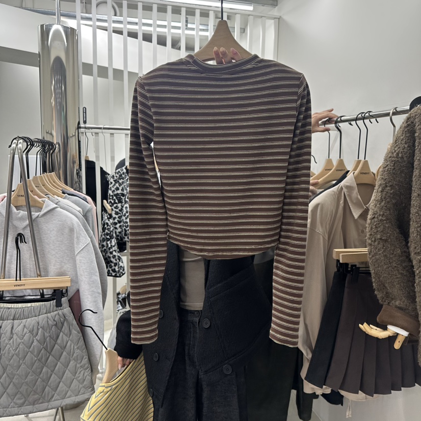 VENEFIT韓國直郵㊣女士新品人氣時尚推薦熱賣休閑25秋冬長袖T恤VENEFIT/JENNIE長袖T恤