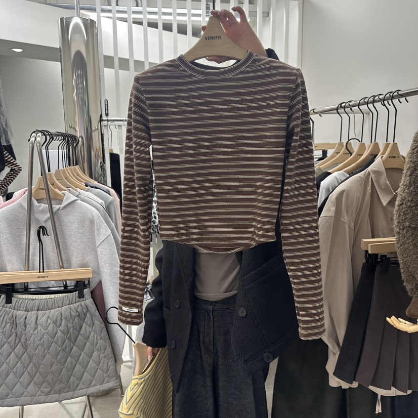 VENEFIT韓國直郵㊣女士新品人氣時尚推薦熱賣休閑25秋冬長袖T恤VENEFIT/JENNIE長袖T恤圖色3棕色