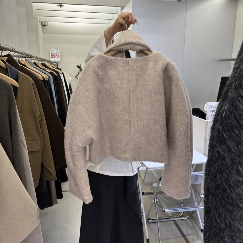 AMON韓國代購㊣女裝新款25秋冬熱賣休閑職業短款大衣含圍巾AMON短款大衣