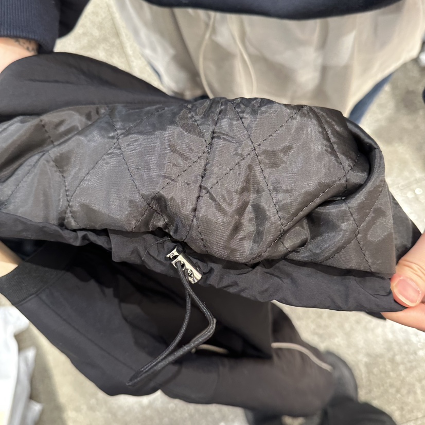 DELLING韓國代購㊣女裝新品人氣25秋冬時尚推薦職業衛衣條紋DELLING衛衣