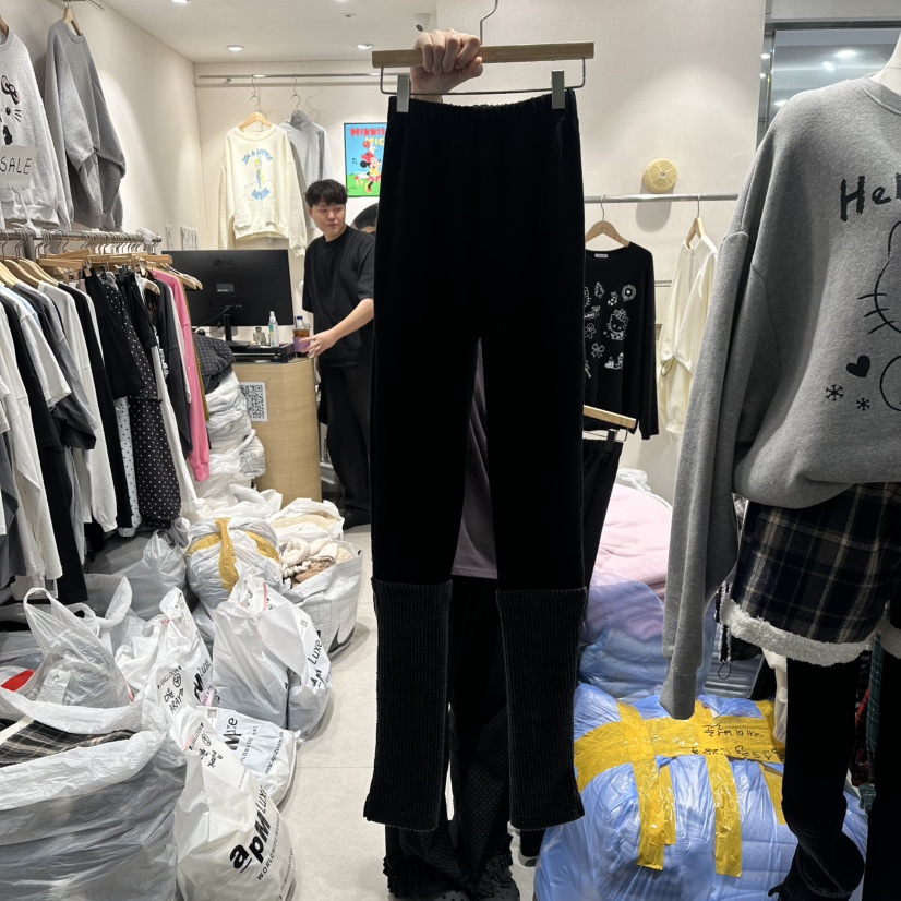 J.BALLOON韓國直郵㊣女裝新品時尚推薦25秋冬打底褲鯊魚褲保暖J.BALLOON打底褲/鯊魚褲圖色1墨色