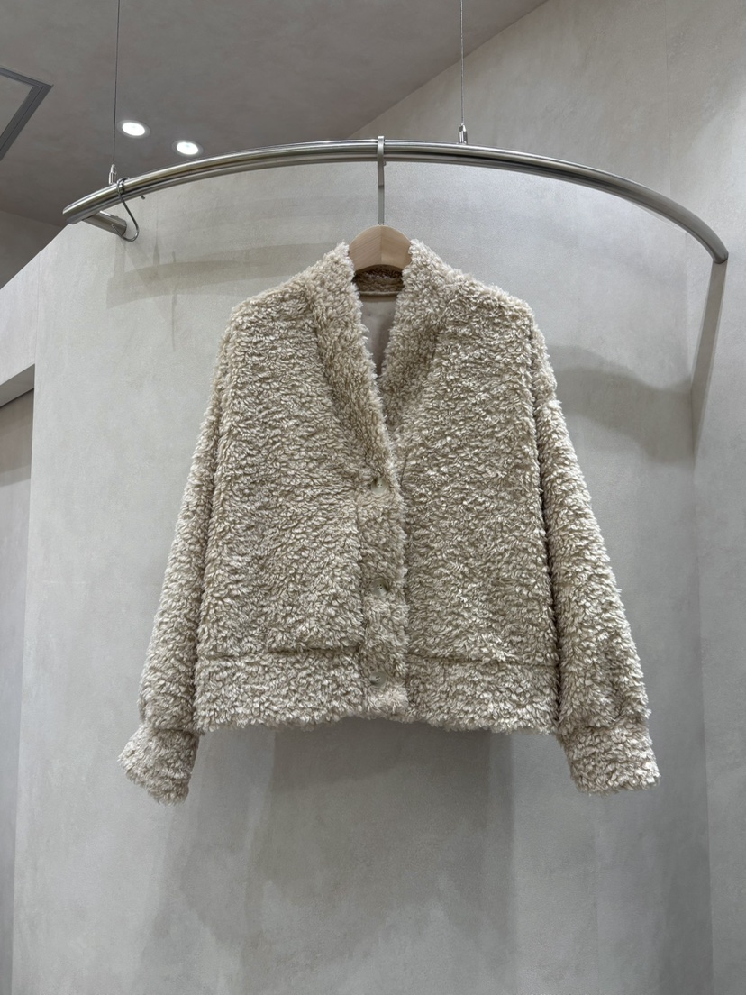 WHO IS SHE東大門㊣代購女士新款25秋冬真品夾克泰迪熊開衫WHO IS SHE夾克圖色2