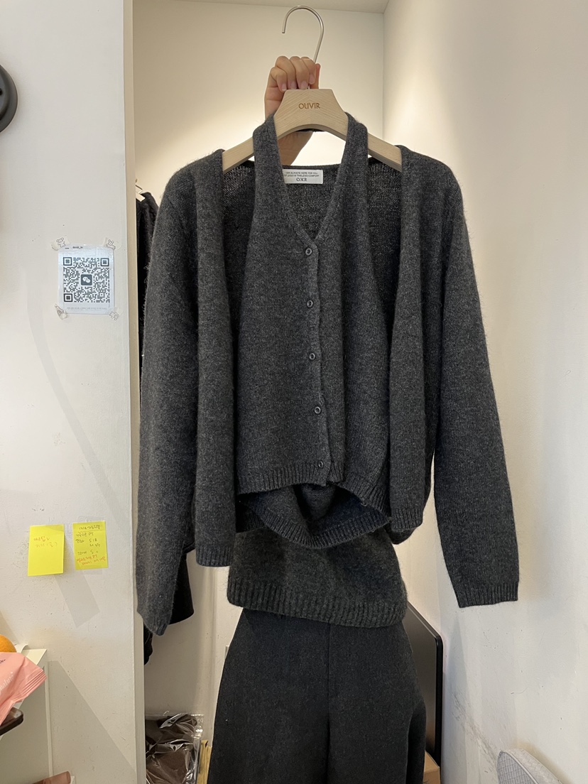 OUVIR東大門㊣直郵女裝新品推薦時尚25秋冬套裝V領套裝開衫O.V.R/OUVIR套裝圖色2