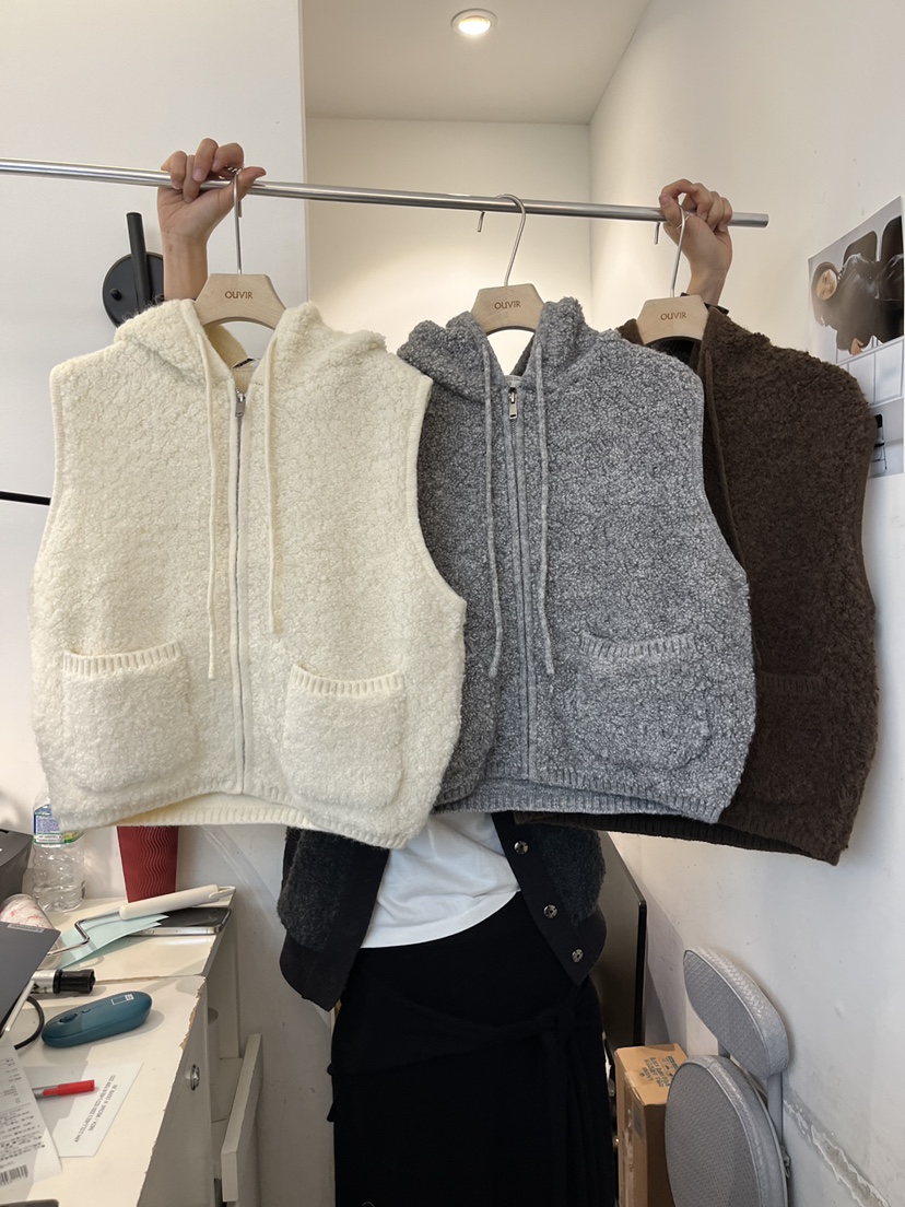 OUVIR東大門㊣直郵女士新款職業人氣推薦25秋冬馬甲拉鏈連帽O.V.R/OUVIR馬甲