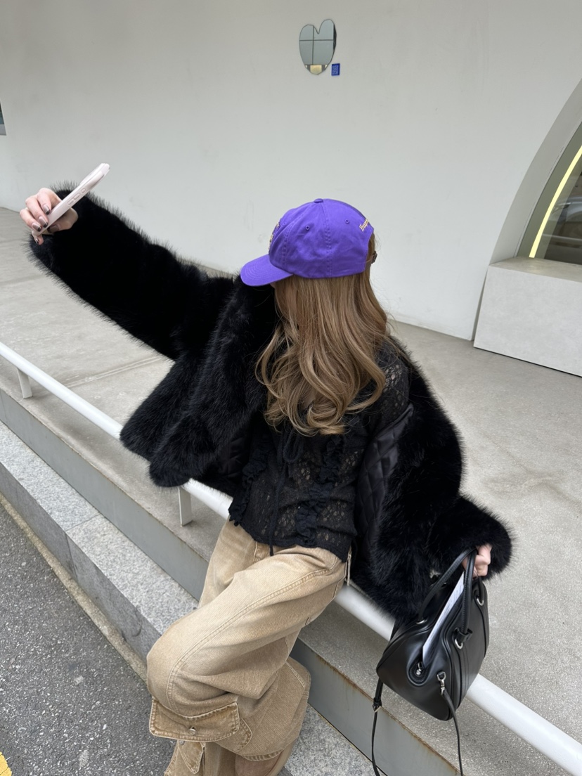 ZEROZERO韓國直郵㊣女裝新款職業熱賣時尚人氣短款大衣皮草ZEROZERO短款大衣