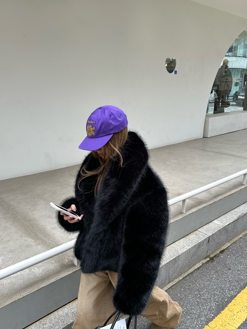 ZEROZERO韓國直郵㊣女裝新款職業熱賣時尚人氣短款大衣皮草ZEROZERO短款大衣