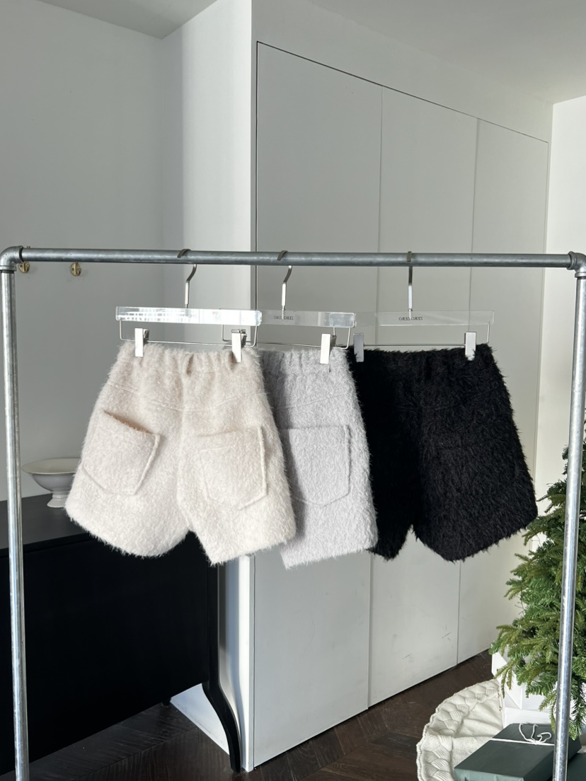 ZEROZERO東大門㊣直郵女裝新款人氣真品時尚短褲馬海毛褶裥ZEROZERO短褲