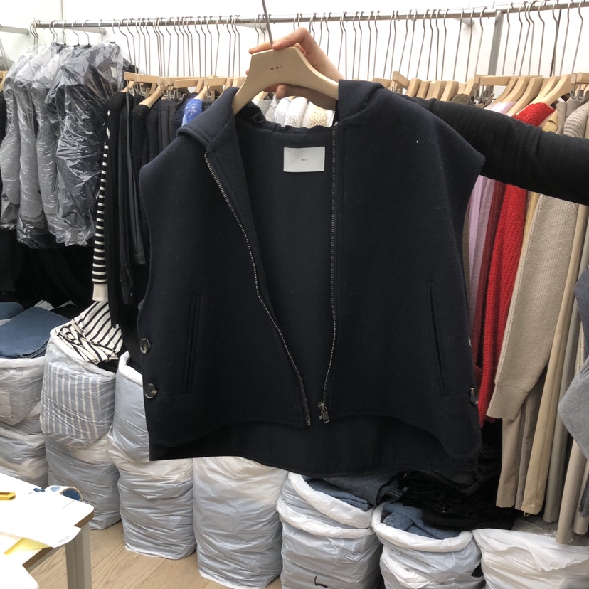 MOI-A東大門㊣實拍女裝新款時尚推薦人氣職業馬甲羊毛連帽MOI-A馬甲圖色2